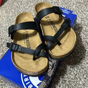 Size 35 woman’s Birkenstocks, regular fit, Mayari Black.   Brand new, never worn